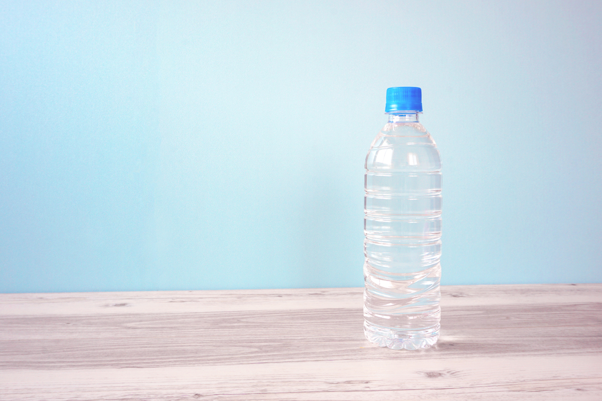 夏の乾燥肌を予防する対策（1）　毎日の水分摂取