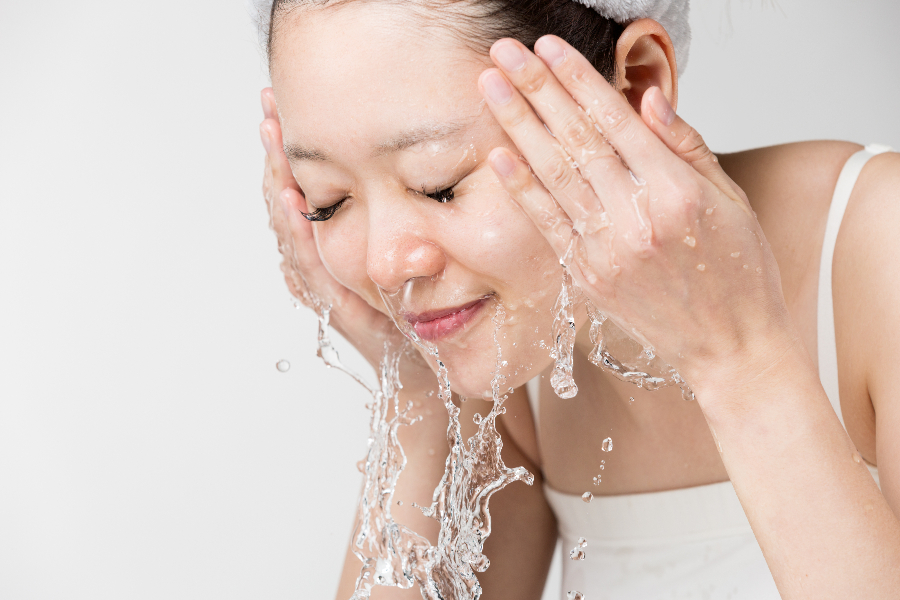 冷水洗顔の方法